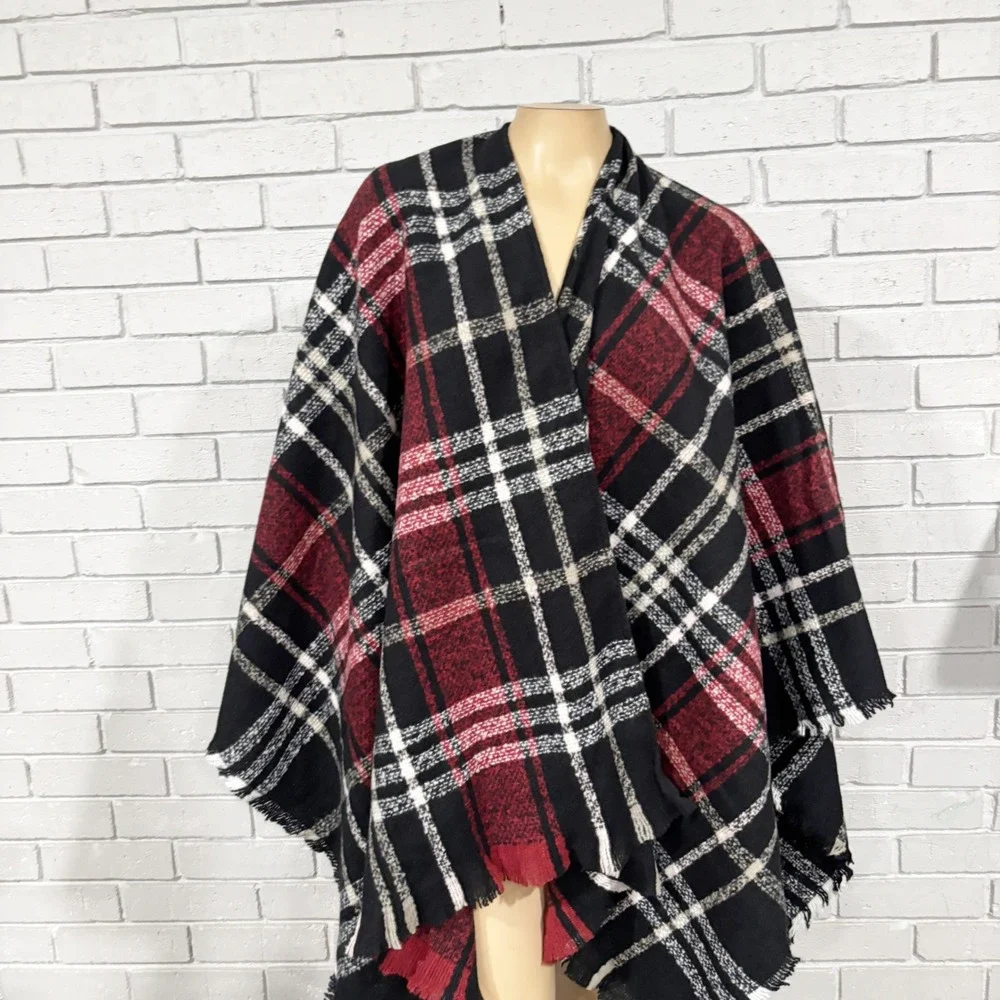 Womens Red Black Plaid Open Front Poncho‎ Wrap Eyelash Fringe Oversized Shawl